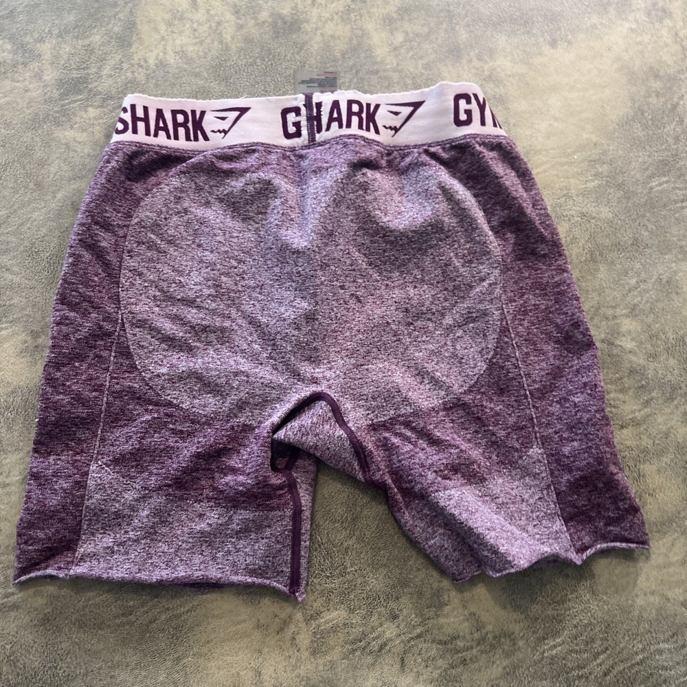 Gymshark Flex Shorts Size M Purple DRY 6" Stretch Biker - Picture 4 of 8
